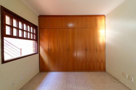 Casa à venda com 3 quartos, 387m² em Jardim Lumen Christi, Campinas