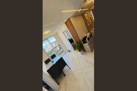 Apartamento à venda com 40m², 2 quartos e sem vaga Apartamento à venda com 40m², 2 quartos e sem vagaSala