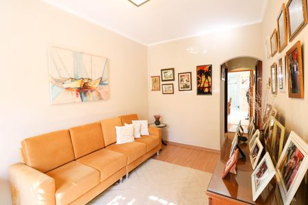 Sala de casa à venda com 3 quartos, 125m² em Jardim Cris, São Paulo