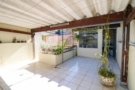 Casa à venda com 125m², 3 quartos e 1 vagaVaranda