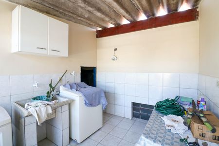 Lavanderia de casa à venda com 3 quartos, 125m² em Jardim Cris, São Paulo