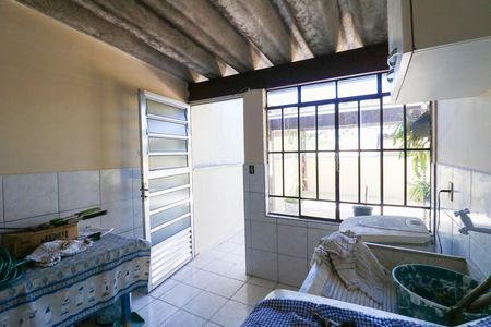 Casa à venda com 125m², 3 quartos e 1 vagaLavanderia