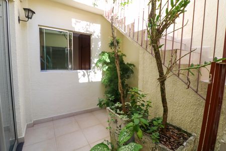 Quintal de casa à venda com 3 quartos, 125m² em Jardim Cris, São Paulo