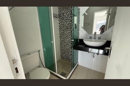 Casa de condomínio à venda com 95m², 3 quartos e 1 vaga Casa de condomínio à venda com 95m², 3 quartos e 1 vagaBanheiro da Suíte