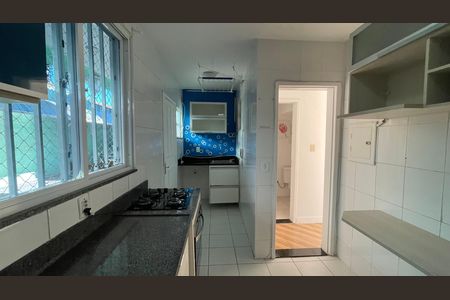 Casa de condomínio à venda com 95m², 3 quartos e 1 vaga Casa de condomínio à venda com 95m², 3 quartos e 1 vagaCozinha