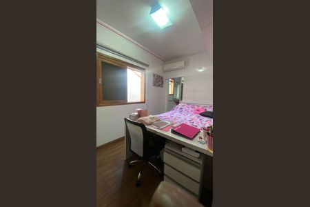 Casa à venda com 4 quartos, 189m² em Jardim Taboao, São Paulo