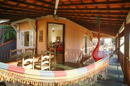 Casa de condomínio para alugar com 378m², 5 quartos e 3 vagas Casa de condomínio para alugar com 378m², 5 quartos e 3 vagasVaranda