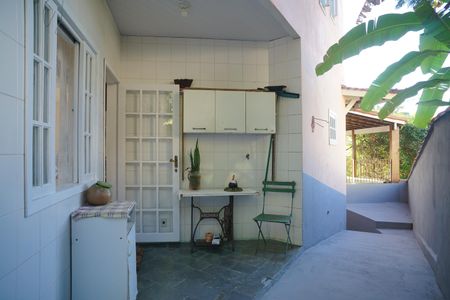 Casa de condomínio para alugar com 378m², 5 quartos e 3 vagas Casa de condomínio para alugar com 378m², 5 quartos e 3 vagasÁrea externa