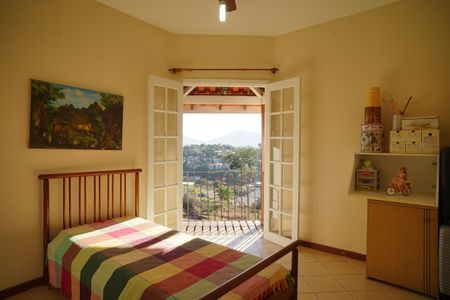 Casa de condomínio para alugar com 378m², 5 quartos e 3 vagas Casa de condomínio para alugar com 378m², 5 quartos e 3 vagasQuarto 3