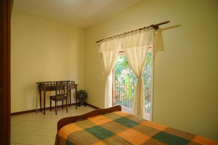 Casa de condomínio para alugar com 378m², 5 quartos e 3 vagas Casa de condomínio para alugar com 378m², 5 quartos e 3 vagasQuarto 4