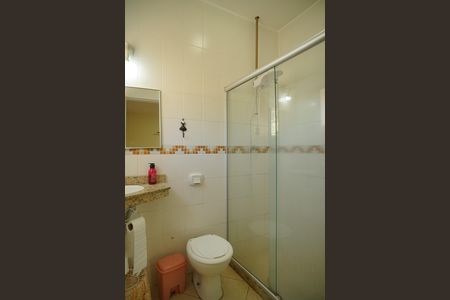 Casa de condomínio para alugar com 378m², 5 quartos e 3 vagas Casa de condomínio para alugar com 378m², 5 quartos e 3 vagasBanheiro Social