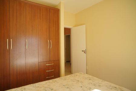 Casa de condomínio para alugar com 378m², 5 quartos e 3 vagas Casa de condomínio para alugar com 378m², 5 quartos e 3 vagasQuarto 2