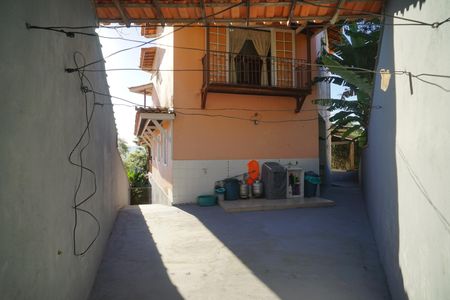Casa de condomínio para alugar com 378m², 5 quartos e 3 vagas Casa de condomínio para alugar com 378m², 5 quartos e 3 vagasÁrea externa