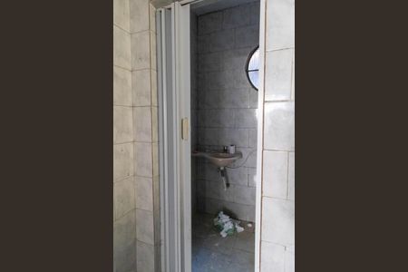 Banheiro de casa à venda com 2 quartos, 120m² em Campo Grande, Rio de Janeiro