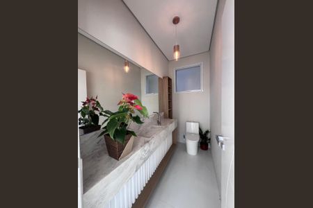 Casa de condomínio à venda com 360m², 4 quartos e 4 vagasBanheiro