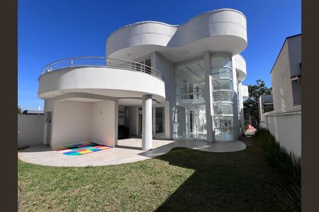 Casa de condomínio à venda com 360m², 4 quartos e 4 vagasÁrea Externa