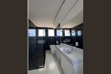 Casa de condomínio à venda com 360m², 4 quartos e 4 vagasBanheiro
