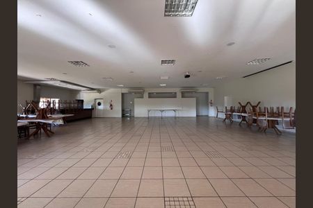 Casa de condomínio à venda com 360m², 4 quartos e 4 vagasSalão de Festas