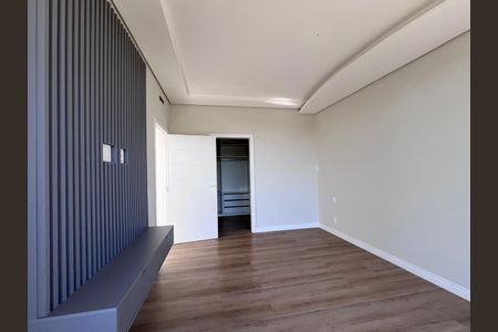 Casa de condomínio à venda com 360m², 4 quartos e 4 vagasQuarto