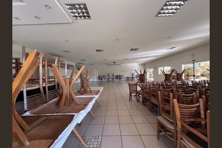 Casa de condomínio à venda com 360m², 4 quartos e 4 vagasSalão de Festas