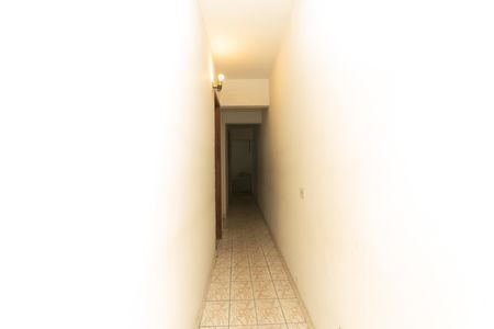 Corredor de casa para alugar com 3 quartos, 120m² em Vila Regina, São Paulo