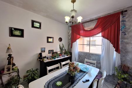 Apartamento à venda com 54m², 2 quartos e 1 vaga Apartamento à venda com 54m², 2 quartos e 1 vagaSala de Jantar