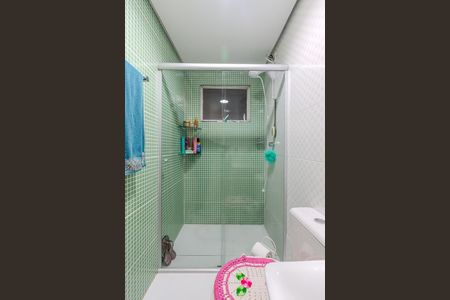 Banheiro de apartamento à venda com 2 quartos, 49m² em Partenon, Porto Alegre