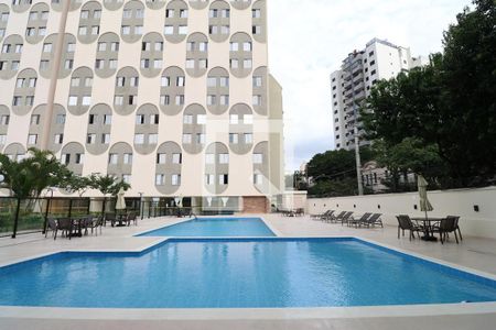 Apartamento à venda com 70m², 2 quartos e 1 vaga Apartamento à venda com 70m², 2 quartos e 1 vagaPiscina