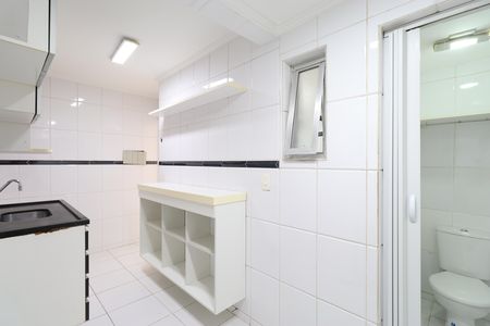Apartamento à venda com 70m², 2 quartos e 1 vagaCozinha e Área de serviço 