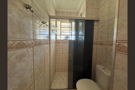 Banheiro de apartamento para alugar com 2 quartos, 50m² em São Pedro, Osasco