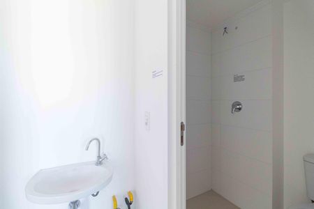 Studio à venda com 36m², 2 quartos e 1 vaga Studio à venda com 36m², 2 quartos e 1 vagaBanheiro