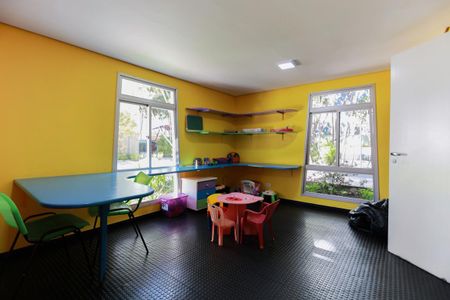 Apartamento para alugar com 134m², 3 quartos e 1 vaga Apartamento para alugar com 134m², 3 quartos e 1 vagaÁrea comum - Brinquedoteca