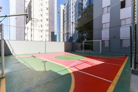 Apartamento para alugar com 134m², 3 quartos e 1 vaga Apartamento para alugar com 134m², 3 quartos e 1 vagaÁrea comum - Quadra esportiva