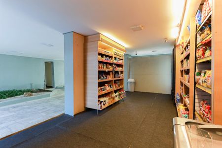 Apartamento para alugar com 134m², 3 quartos e 1 vaga Apartamento para alugar com 134m², 3 quartos e 1 vagaÁrea comum - Mini-mercado