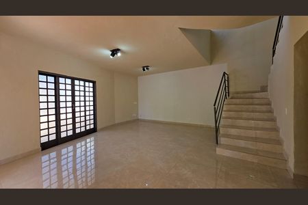 Casa à venda com 3 quartos, 255m² em Praia Angélica, Lagoa Santa