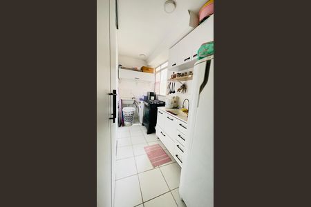 Cozinha de apartamento para alugar com 1 quarto, 38m² em Bairro Jardim Nossa Senhora das Graças, Cotia
