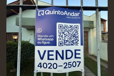 Placa instalada em 26/07/2026 com o código NNYG-127 de casa à venda com 4 quartos, 200m² em Rio Branco, São Leopoldo