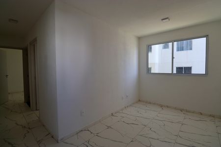 Sala de apartamento para alugar com 2 quartos, 40m² em Nova Brasília, Salvador