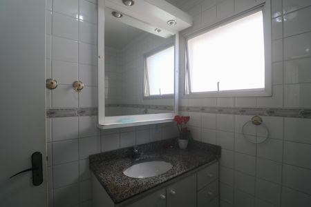 Apartamento para alugar com 69m², 3 quartos e 1 vaga Apartamento para alugar com 69m², 3 quartos e 1 vagaBanheiro Social