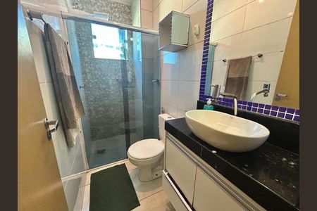 Apartamento à venda com 55m², 2 quartos e 1 vaga Apartamento à venda com 55m², 2 quartos e 1 vagaBanheiro 1