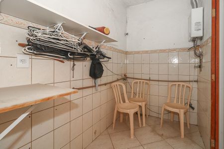 Área de Serviço de casa à venda com 4 quartos, 155m² em Santa Maria Goretti, Porto Alegre