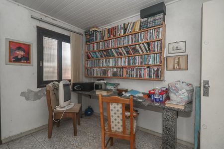 Escritório de casa à venda com 4 quartos, 155m² em Santa Maria Goretti, Porto Alegre