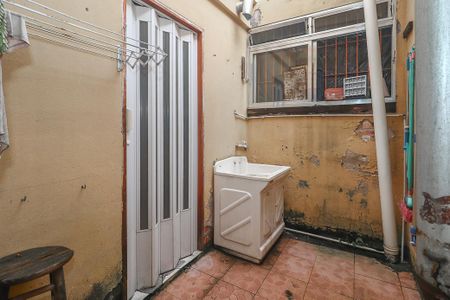 Poço de luz de casa à venda com 4 quartos, 155m² em Santa Maria Goretti, Porto Alegre