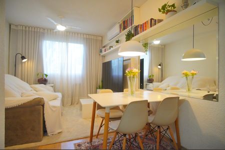 Apartamento à venda com 2 quartos, 43m² em Santos Dumont, São Leopoldo