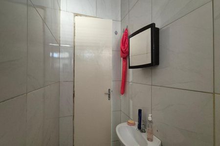 Casa à venda com 200m², 3 quartos e 2 vagas Casa à venda com 200m², 3 quartos e 2 vagasBanheiro da Suíte
