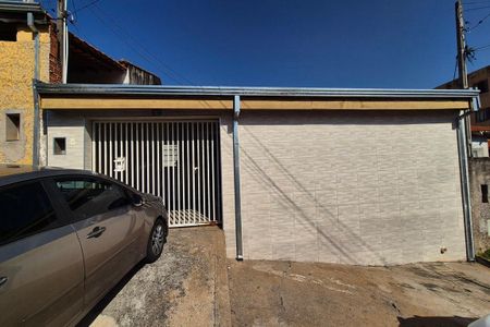 Casa à venda com 200m², 3 quartos e 2 vagas Casa à venda com 200m², 3 quartos e 2 vagasFachada do Prédio