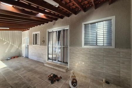 Casa à venda com 200m², 3 quartos e 2 vagas Casa à venda com 200m², 3 quartos e 2 vagasFachada do Prédio