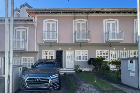 Casa de condomínio à venda com 77m², 2 quartos e 1 vaga Casa de condomínio à venda com 77m², 2 quartos e 1 vagaFachada