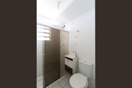 Banheiro de apartamento para alugar com 2 quartos, 60m² em Vila Guilherme, São Paulo