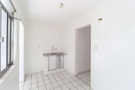 Cozinha de apartamento para alugar com 2 quartos, 60m² em Vila Guilherme, São Paulo